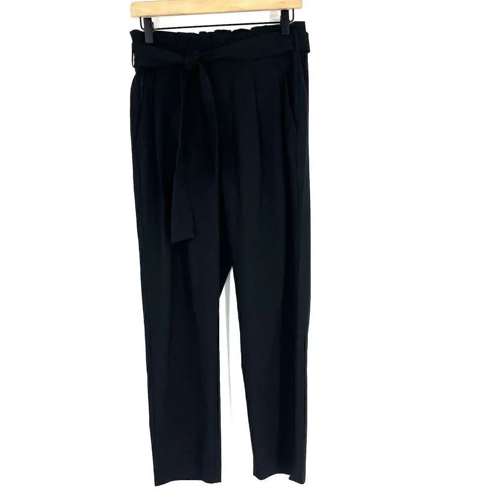 Athleta Skyline Pant II Size 4 Womens Black High Rise Paperbag Belted Pleated